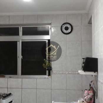 Apartamento em Santos, bairro Aparecida