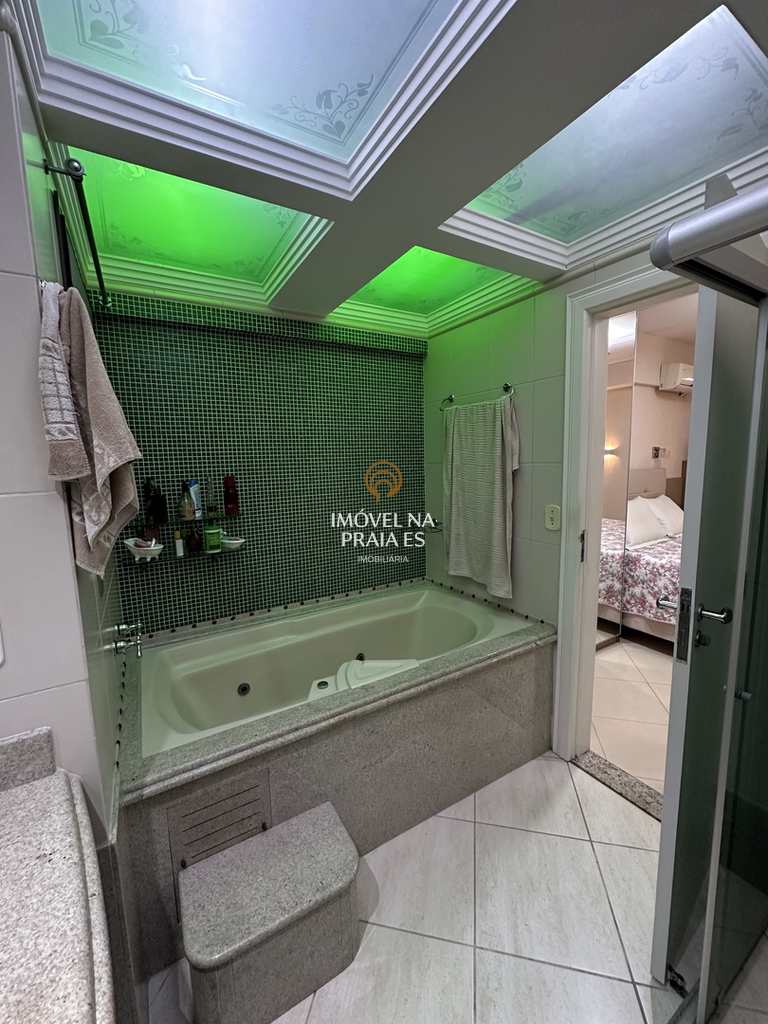 Apartamento em Vila Velha, no bairro Praia de Itapoã