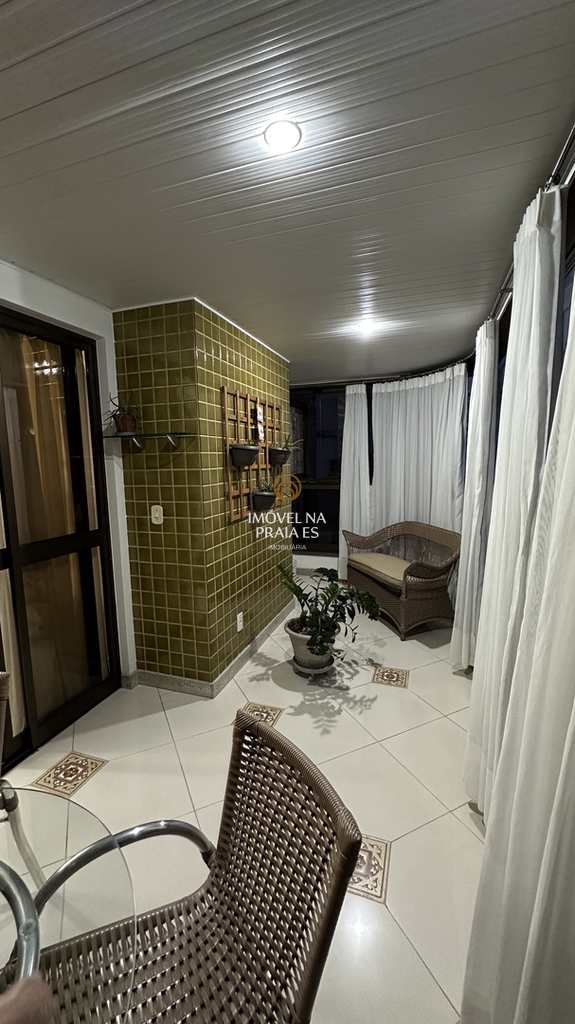 Apartamento em Vila Velha, no bairro Praia de Itapoã