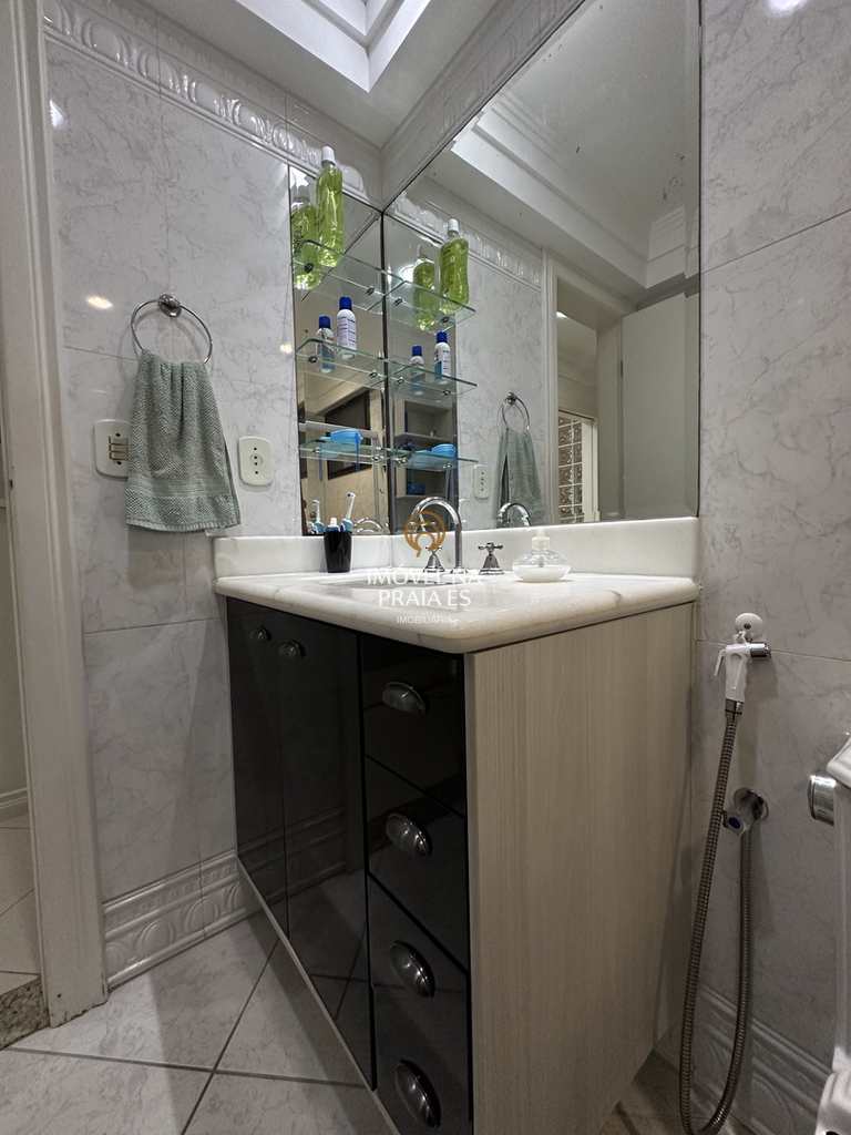 Apartamento em Vila Velha, no bairro Praia de Itapoã