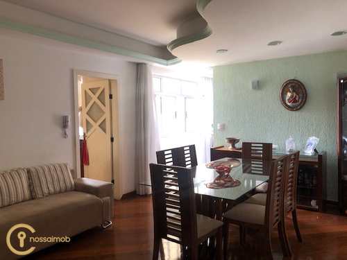 Apartamento, código 18 em Divinópolis, bairro Centro