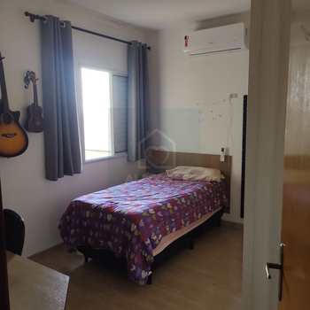 Sobrado em Mogi das Cruzes, bairro Vila Nova Cintra