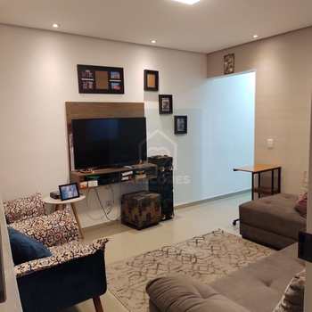 Sobrado em Mogi das Cruzes, bairro Vila Nova Cintra