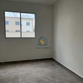 Apartamento em Suzano, bairro Parque Santa Rosa