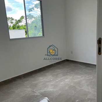 Apartamento em Suzano, bairro Parque Santa Rosa