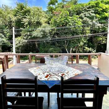 Sobrado em São Sebastião, bairro Cigarras