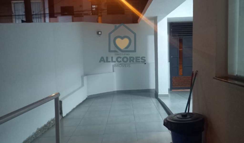 Casa Comercial em Mogi das Cruzes, bairro Vila Vitória