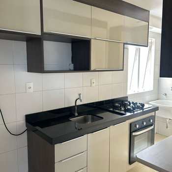 Apartamento em Mogi das Cruzes, bairro Mogi Moderno