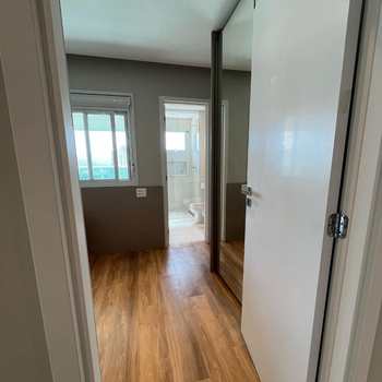 Apartamento em Mogi das Cruzes, bairro Vila Mogilar