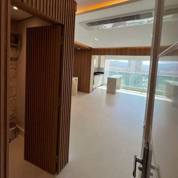 Apartamento em Mogi das Cruzes, bairro Vila Mogilar