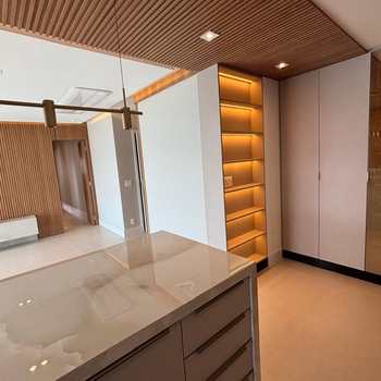 Apartamento em Mogi das Cruzes, bairro Vila Mogilar