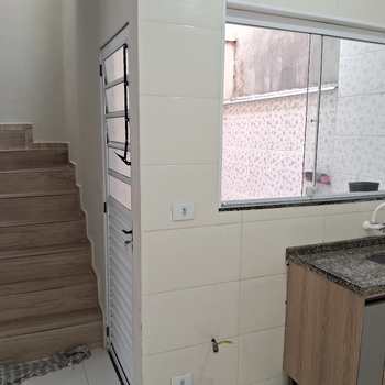 Casa de Condomínio em Mogi das Cruzes, bairro Vila Lavínia