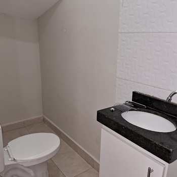 Casa de Condomínio em Mogi das Cruzes, bairro Vila Lavínia