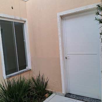 Casa de Condomínio em Mogi das Cruzes, bairro Vila Lavínia