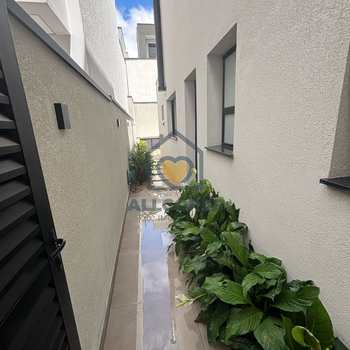 Casa de Condomínio em Mogi das Cruzes, bairro Cézar de Souza