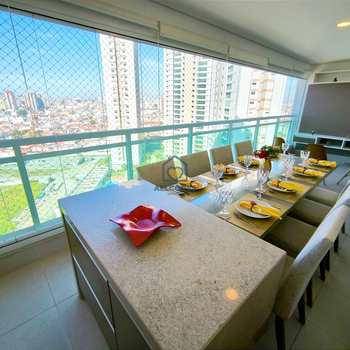 Apartamento em Mogi das Cruzes, bairro Vila Mogilar