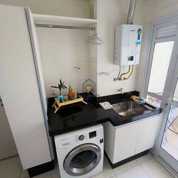 Apartamento em Mogi das Cruzes, bairro Vila Mogilar