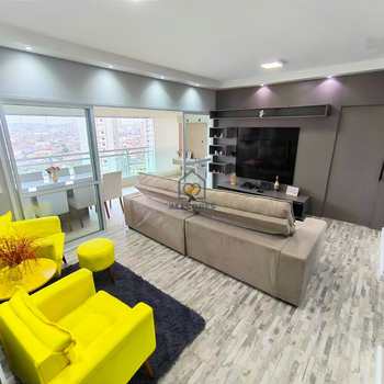Apartamento em Mogi das Cruzes, bairro Vila Mogilar