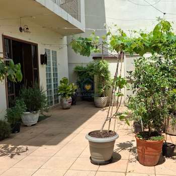 Casa em Mogi das Cruzes, bairro Jardim Paulista