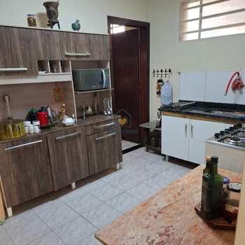 Casa em Mogi das Cruzes, bairro Jardim Paulista