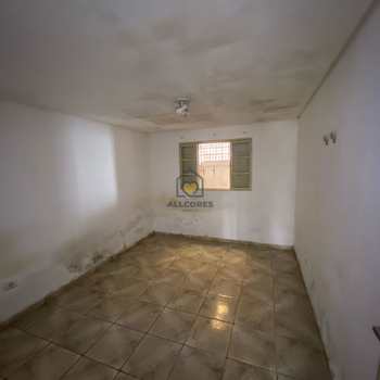 Casa em Mogi das Cruzes, bairro Vila Mogilar