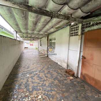 Casa em Mogi das Cruzes, bairro Vila Mogilar