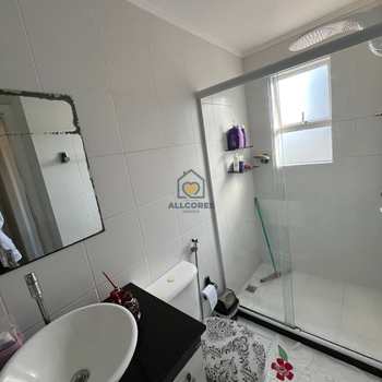 Apartamento em Mogi das Cruzes, bairro Mogi Moderno
