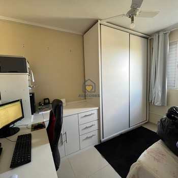 Apartamento em Mogi das Cruzes, bairro Mogi Moderno