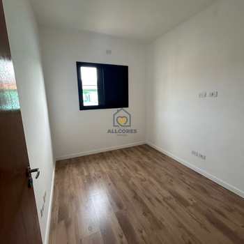 Sobrado em Mogi das Cruzes, bairro Jardim Universo