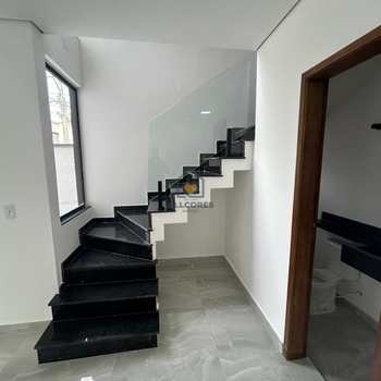 Sobrado em Mogi das Cruzes, bairro Jardim Universo