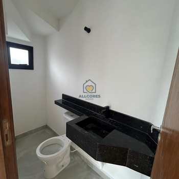Sobrado em Mogi das Cruzes, bairro Jardim Universo