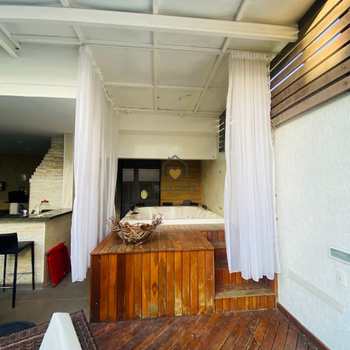 Casa de Condomínio em Mogi das Cruzes, bairro Cidade Parquelandia