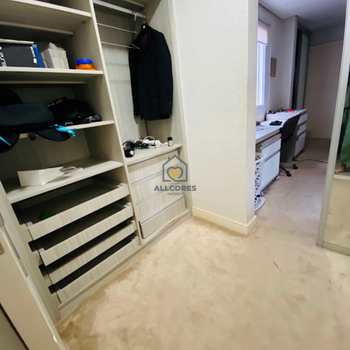 Casa de Condomínio em Mogi das Cruzes, bairro Cidade Parquelandia
