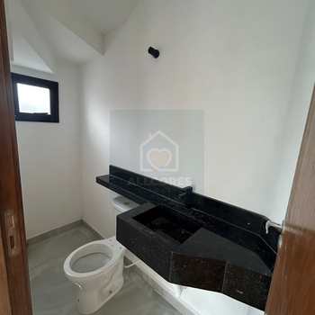 Sobrado em Mogi das Cruzes, bairro Vila Cecília