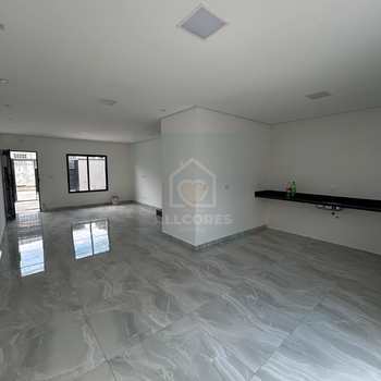 Sobrado em Mogi das Cruzes, bairro Vila Cecília