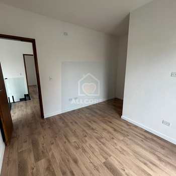 Sobrado em Mogi das Cruzes, bairro Vila Cecília