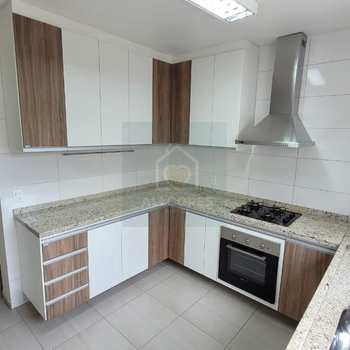 Sobrado em Mogi das Cruzes, bairro Vila Suissa