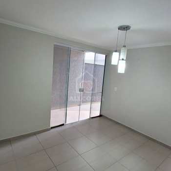 Sobrado em Mogi das Cruzes, bairro Vila Suissa