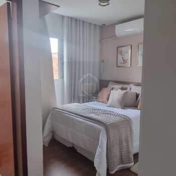 Sobrado em Mogi das Cruzes, bairro Vila Pomar