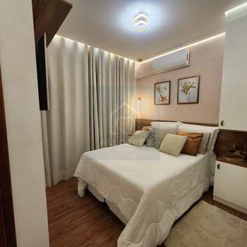 Sobrado em Mogi das Cruzes, bairro Vila Pomar