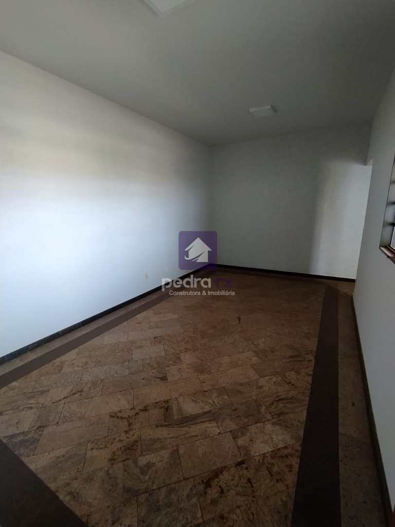 Sobrado Comercial em Jataí, no bairro Vila Jardim Rio Claro