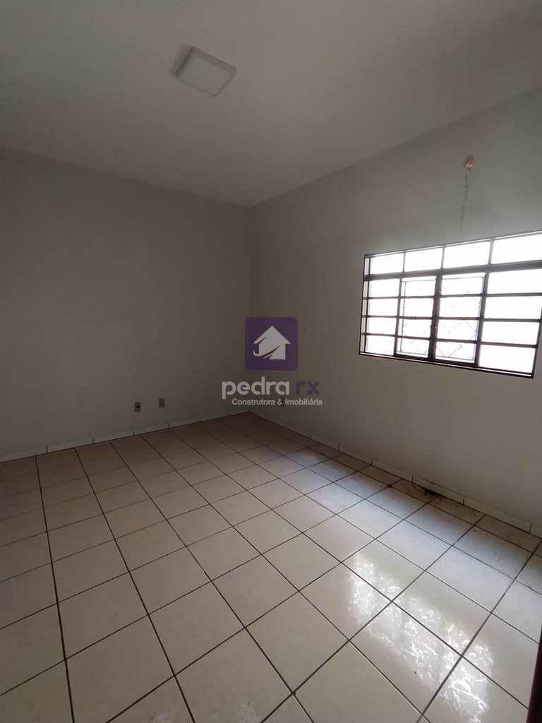 Sobrado Comercial em Jataí, no bairro Vila Jardim Rio Claro