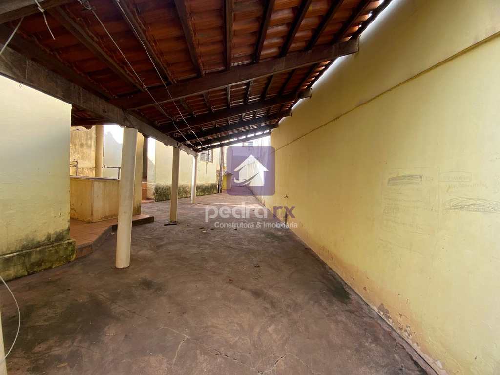 Casa em Jataí, no bairro Centro
