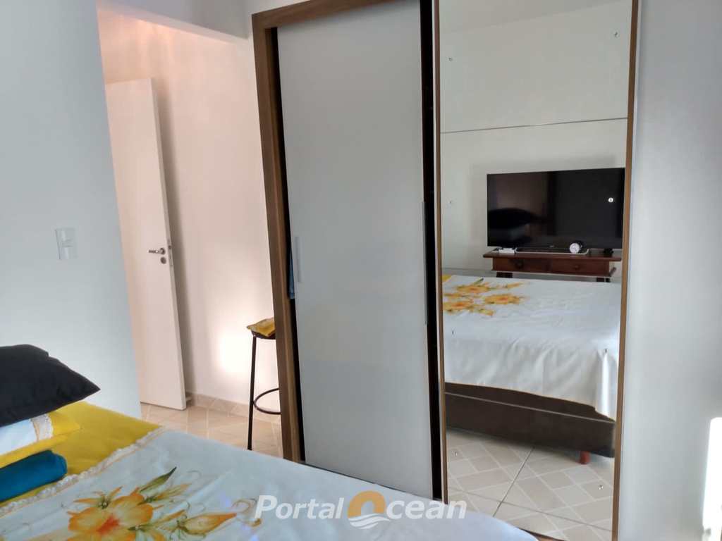Apartamento em Mongaguá, no bairro Centro