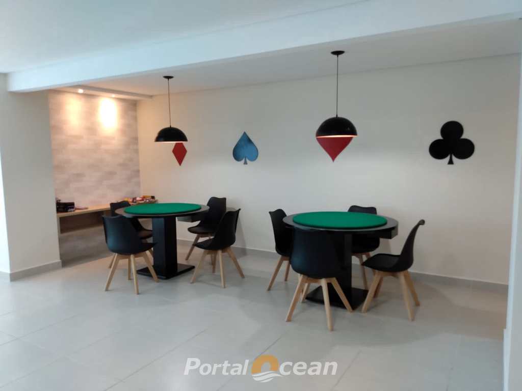 Apartamento em Mongaguá, no bairro Centro