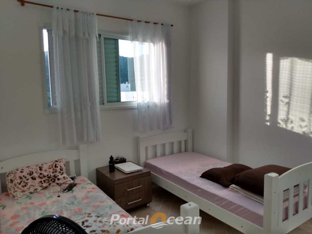 Apartamento em Mongaguá, no bairro Centro
