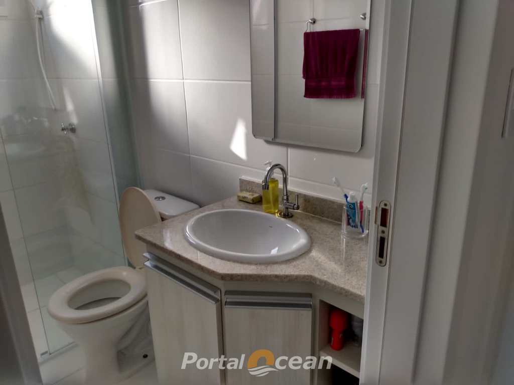 Apartamento em Mongaguá, no bairro Centro
