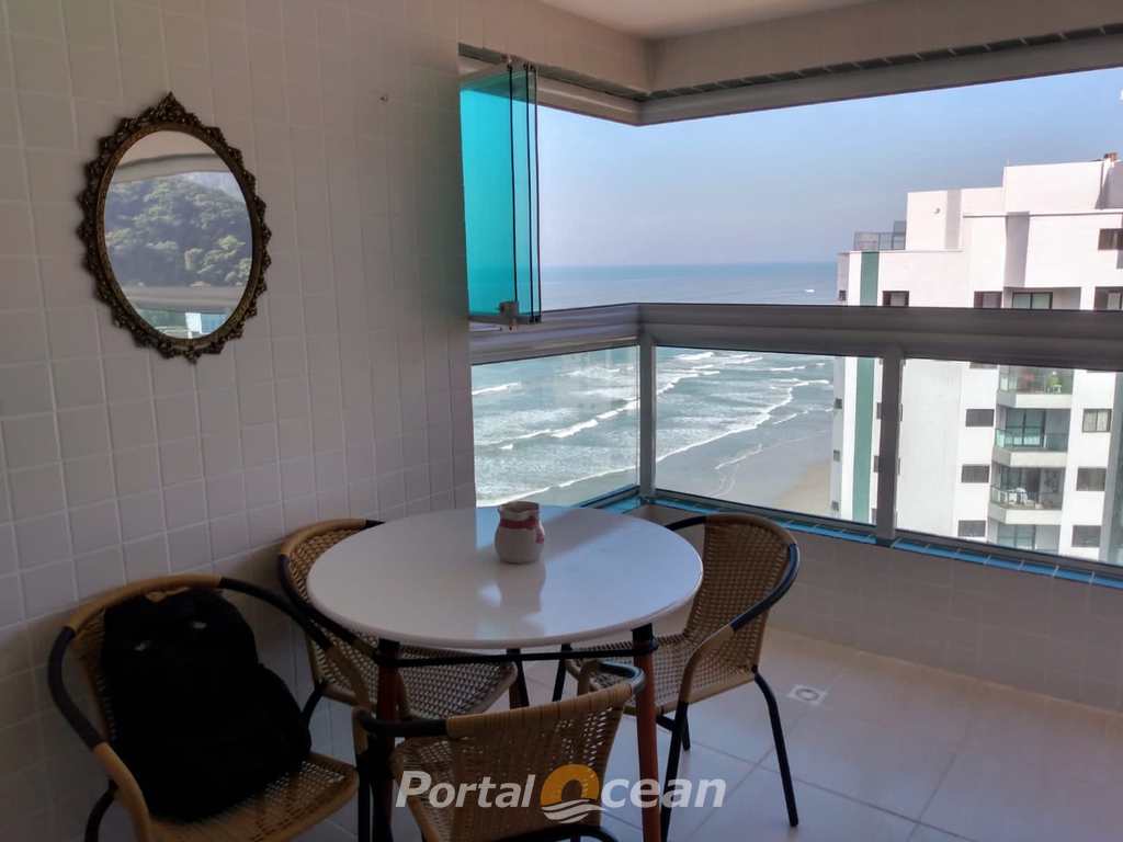 Apartamento em Mongaguá, no bairro Centro