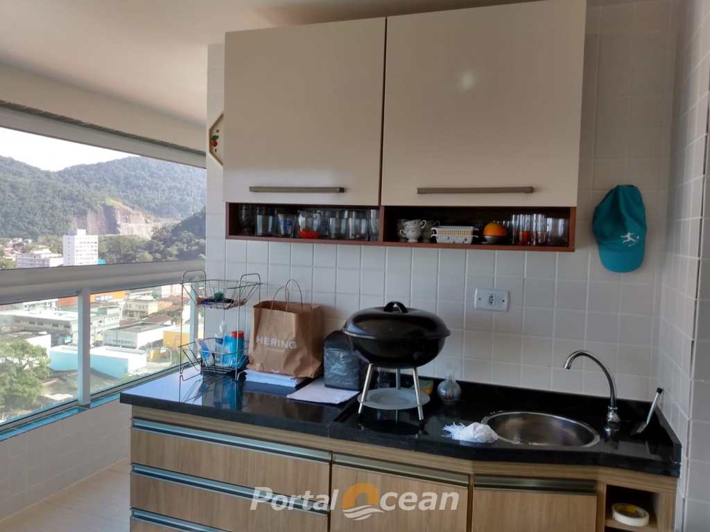 Apartamento em Mongaguá, no bairro Centro