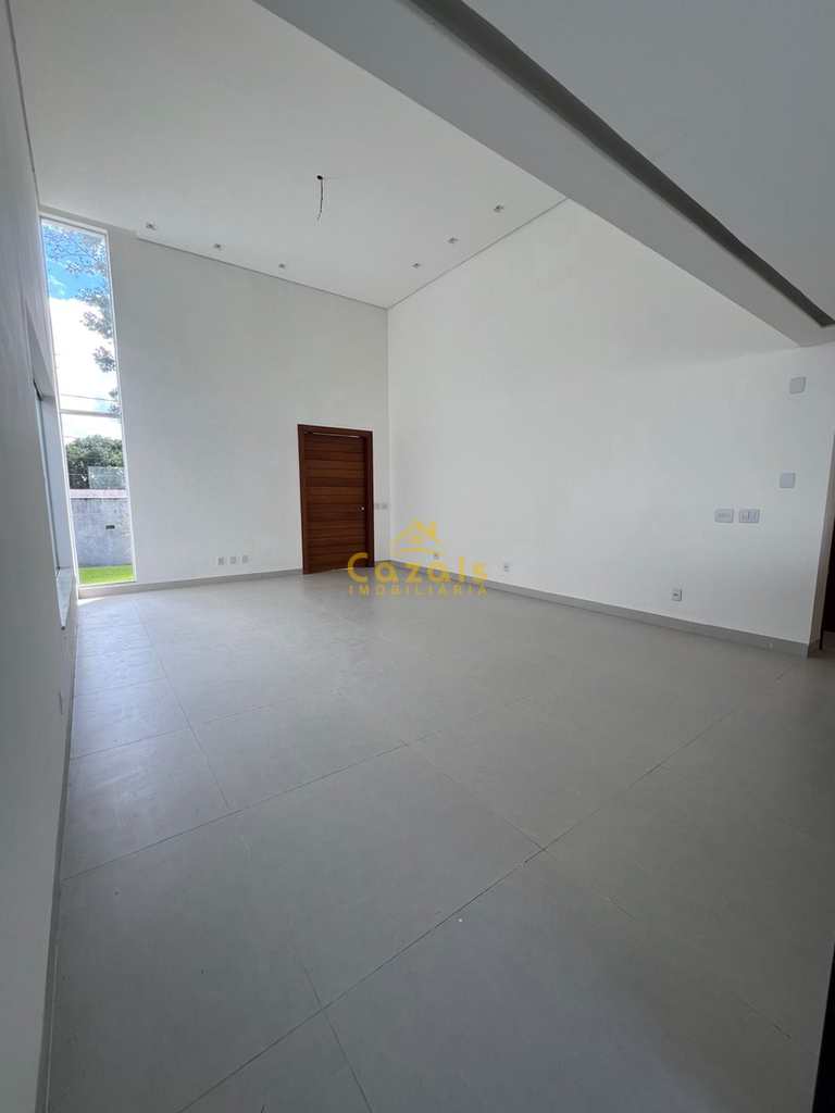 Casa em Porto Seguro, no bairro Village